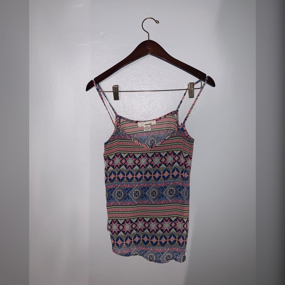 Patterned top